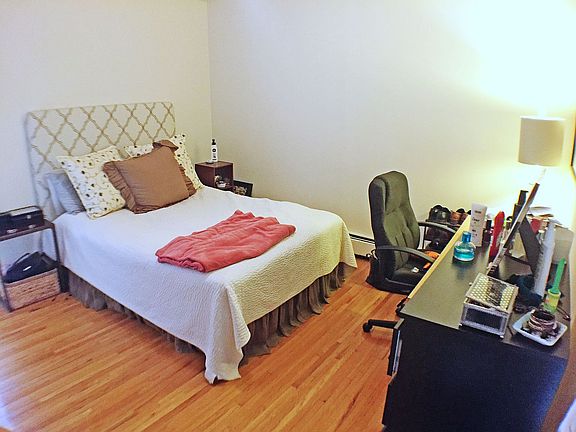4th image of 35 W 96th St APT 5F