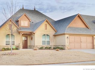 1219 S Nyssa Pl, Broken Arrow, OK 74012