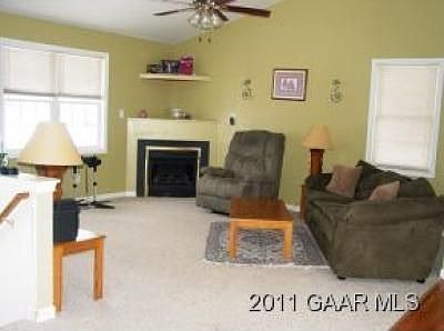 5th image of 17 Sugar Mill Ln