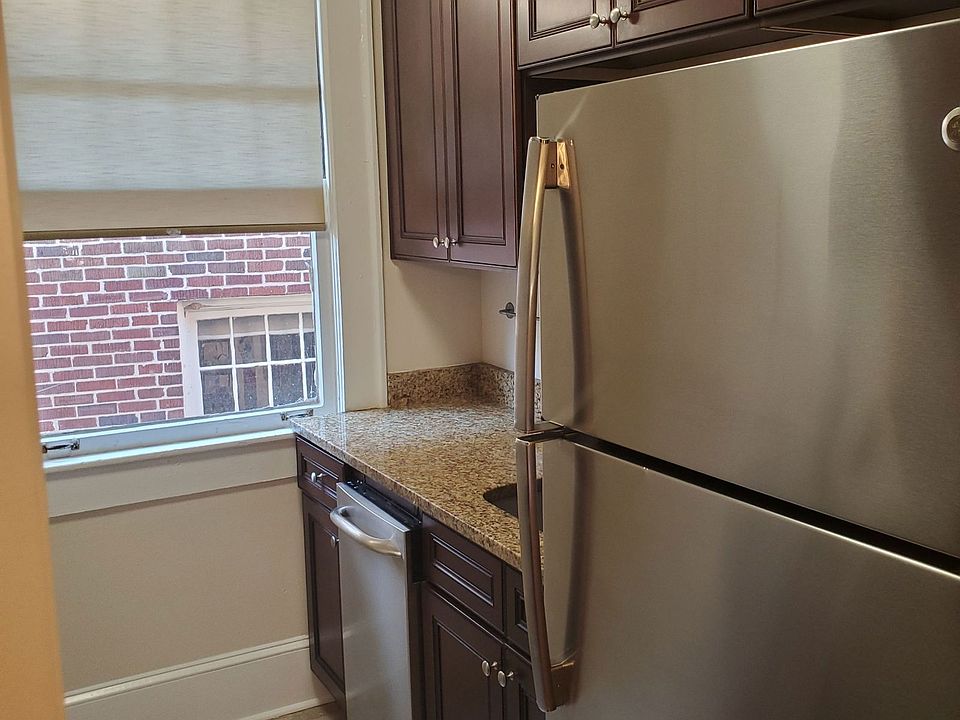 1st image of 63 Lafayette Dr NE #5