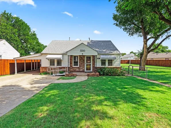 1210 W London St, El Reno, OK 73036