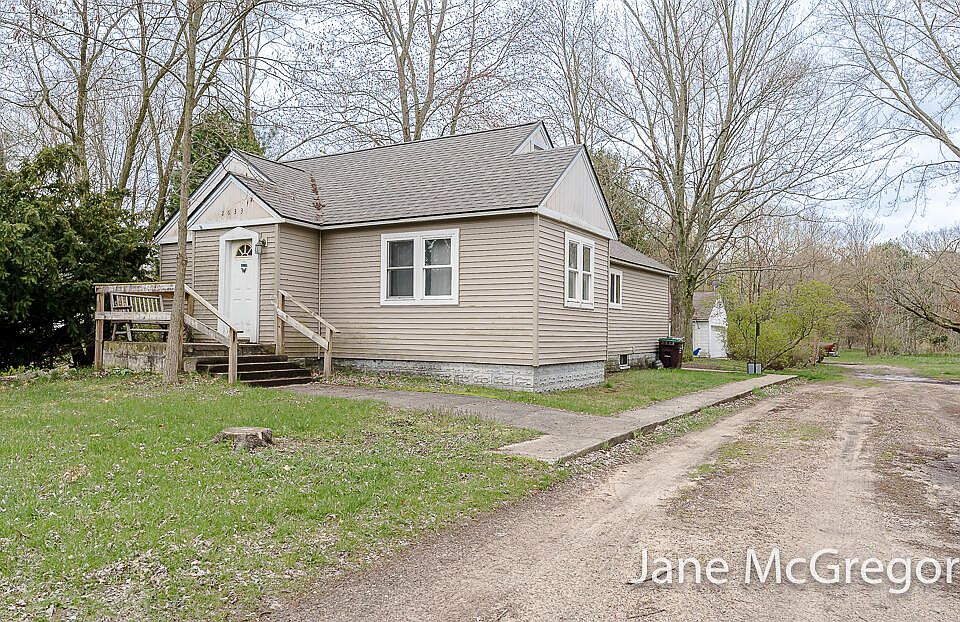 2633 E Laketon Ave, Muskegon, MI 49442 Zillow