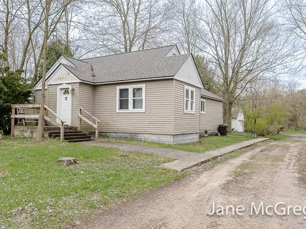 2633 E Laketon Ave, Muskegon, MI 49442