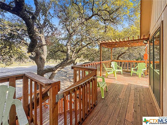 3rd image of 1097 Singing Hills Dr