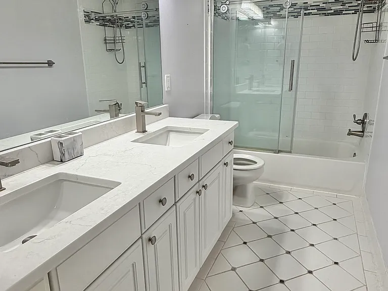 24299 Lynwood Dr — Photo 17