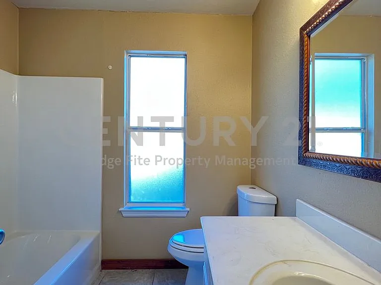 631 Stagecoach Dr — Photo 15