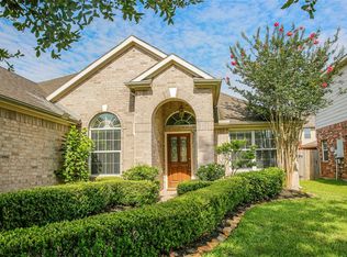 9723 Tucker Cypress Dr, Houston, TX 77095