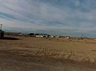 1194 Riviera Cir, Thermal, CA 92274