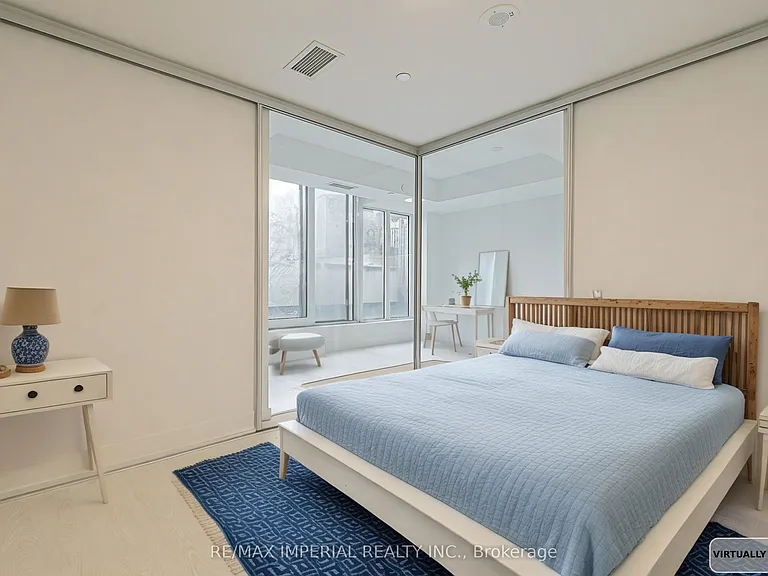 308 Jarvis St #305 — Photo 27