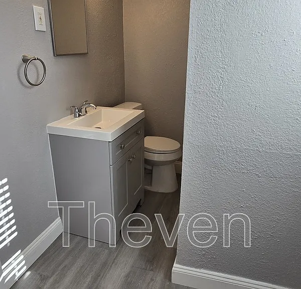 97 Davidson Ave — Photo 9