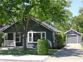 2247 Cantalier St, Sacramento, CA