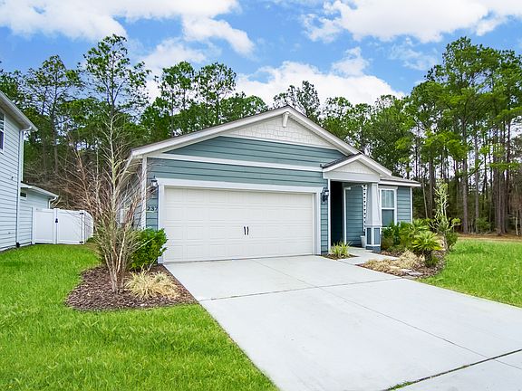 3rd image of 237 Myrtle Oak Ct