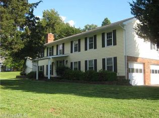 621 Greenvine Cir, Winston Salem, NC 27103