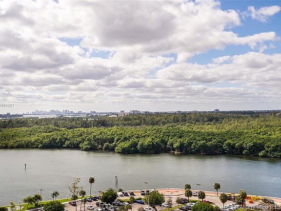 3rd image of 400 Kings Point Dr APT 1623