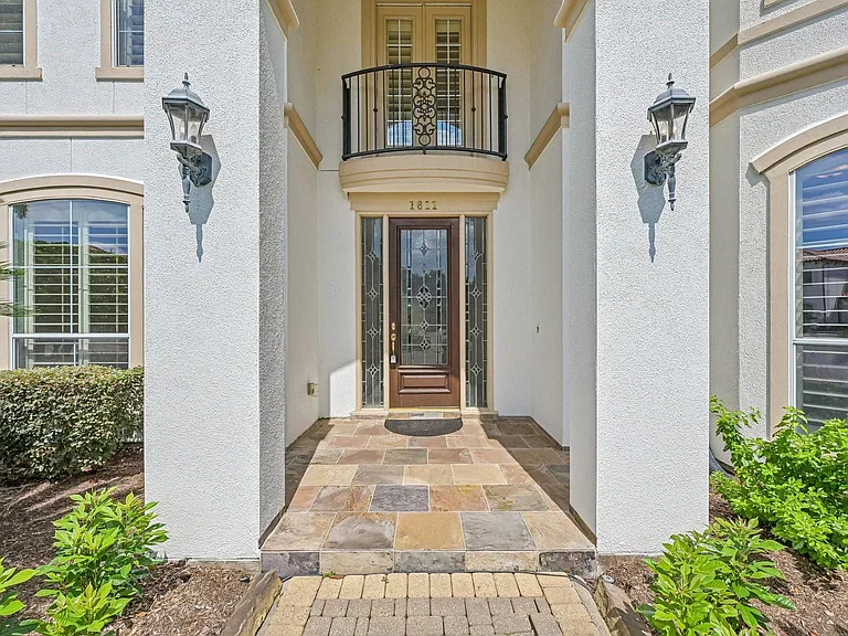 1611 Copperas Cv — Photo 4