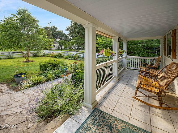 5th image of 5444 Briercliff Rd
