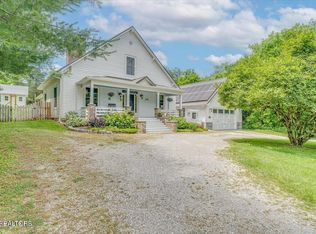 1029 Providence Rd, Cumberland Gap, TN 37724