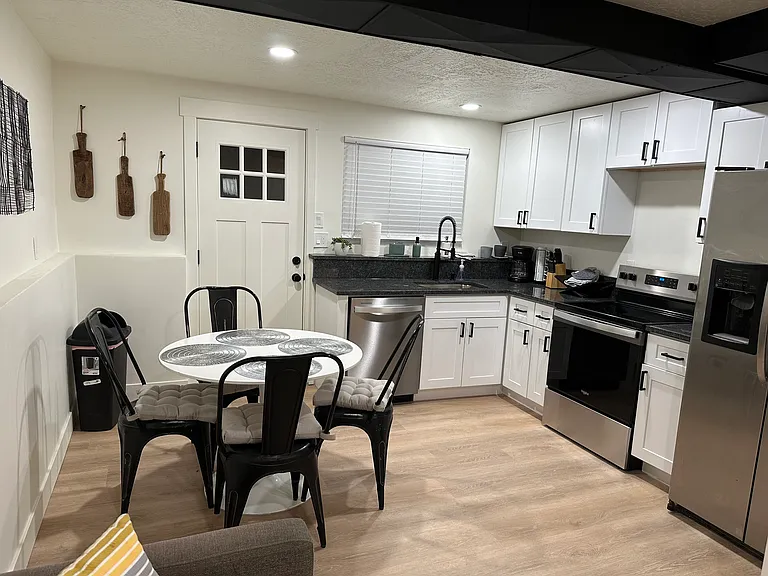 5146 S Persille Dr #2 — Photo 10