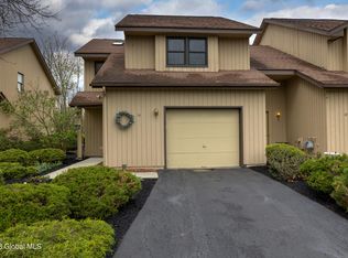 14 Harvard Rd, Watervliet, NY 12189