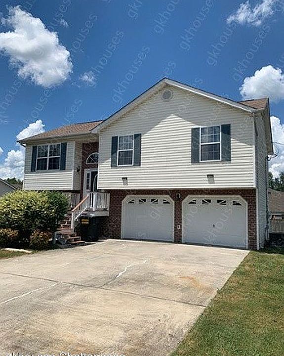 1st image of 563 N Peppercorn Ln
