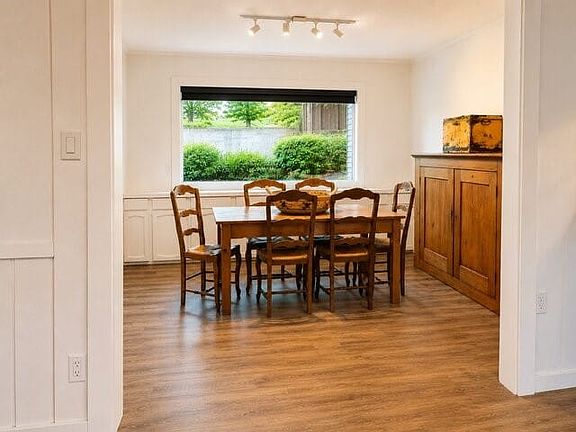 2nd image of 601 Country Rd #4845