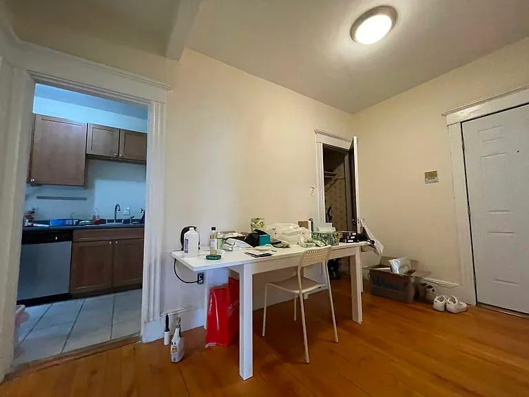 47 Park Vale Ave #5 — Photo 7