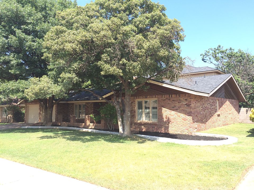 1st image of 2207 College Ave