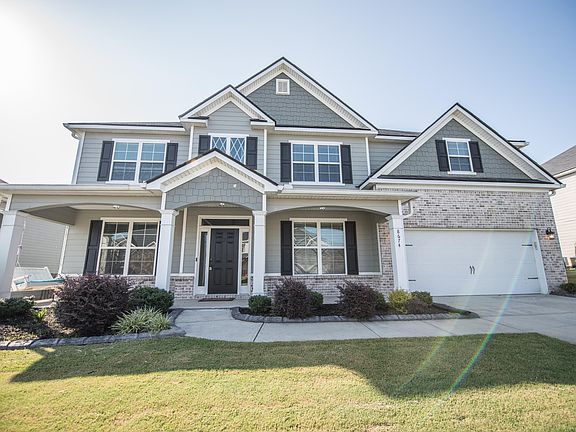 3rd image of 8674 Crenshaw Drive