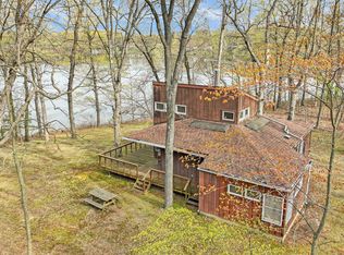 59254 Dove Ln, Three Rivers, MI 49093