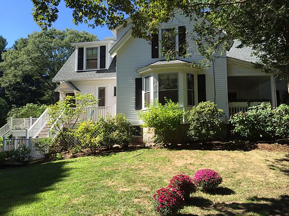 Side view , porch & deck