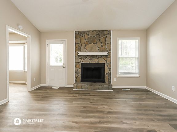 4th image of 145 Wildwood Dr