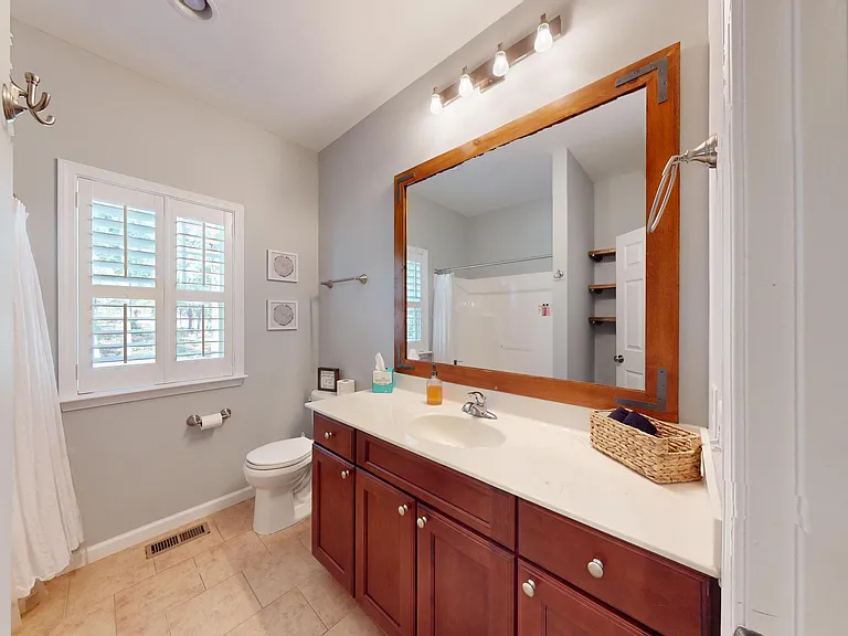 385 Central Dr — Photo 19