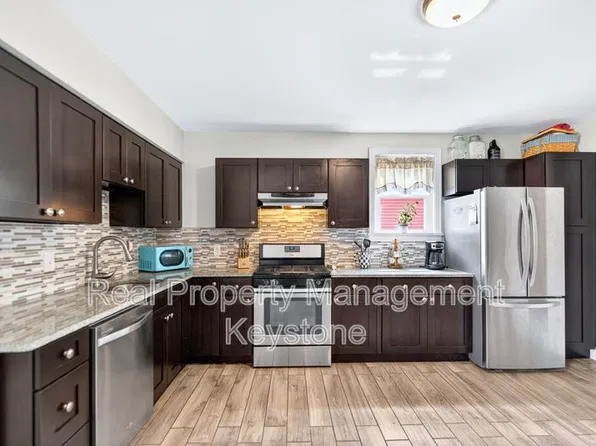 2835 Edwards Way, Pittsburgh, PA 15203