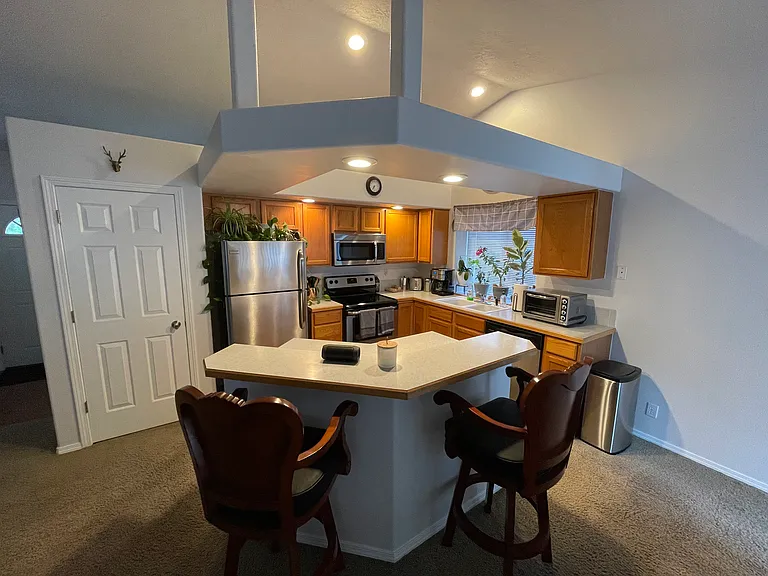 8405 W Pamela St — Photo 3
