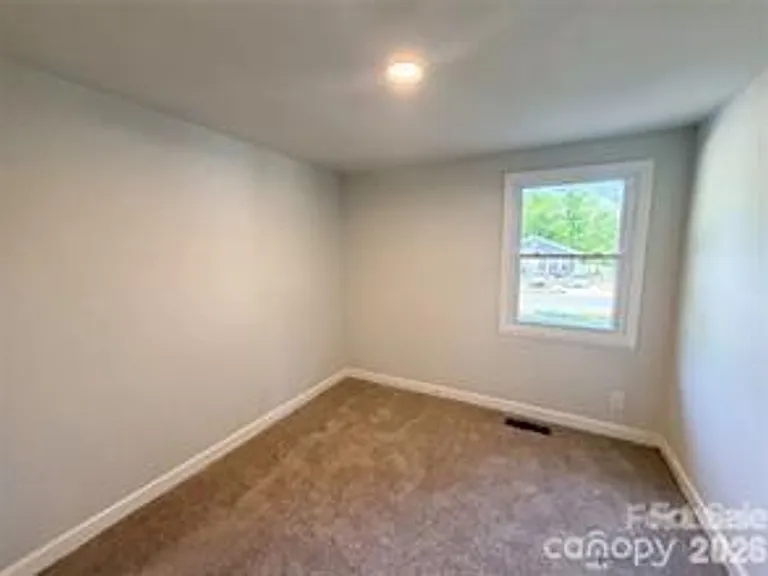 1331 Central Ave — Photo 5