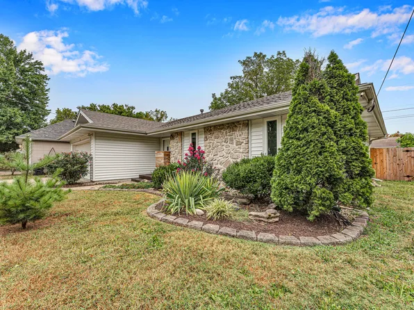 2336 S Kickapoo Avenue, Springfield, MO 65804