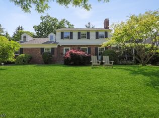 7 Holden Ln, Madison, NJ 07940