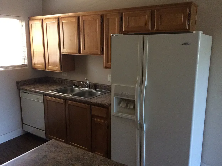 700 N Main St #K2 — Photo 8