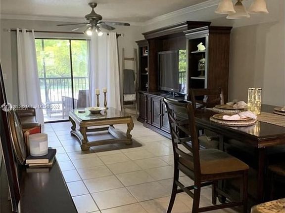 3rd image of 10476 NW 10th St #203