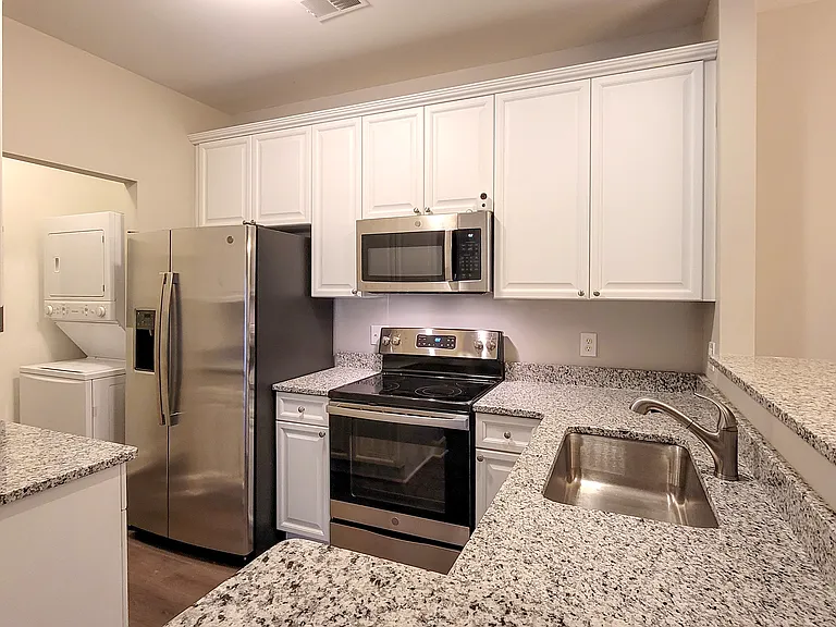 7232 Althorp Way #V-4 — Photo 7