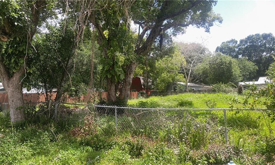 2nd image of 7223 N Amos Ave