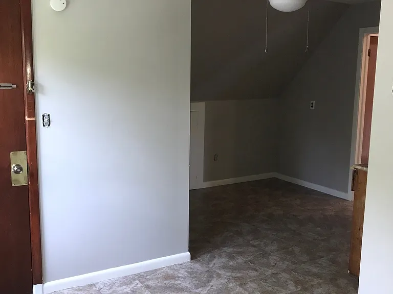 50 Catherine St #2 — Photo 6
