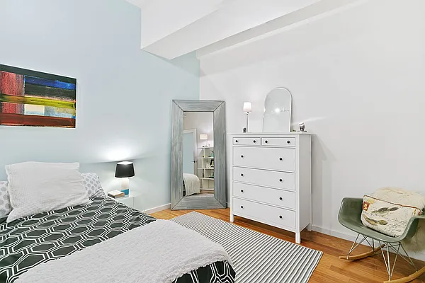 Sold by Compass | media 6