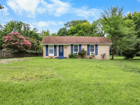 2724 Ann Dr, Clarksville, TN 37040