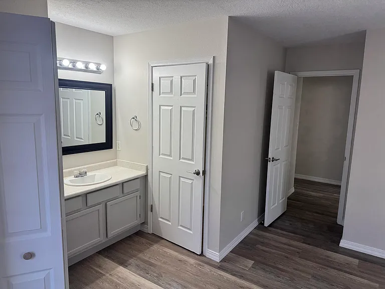 4765 Limestone Dr NE — Photo 27