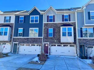 812 Channing Park Cir, Cary, NC 27519