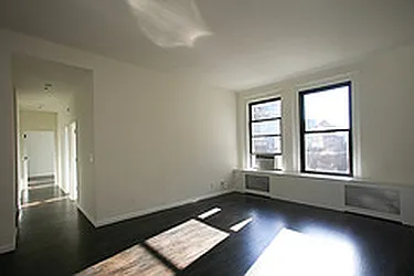 Rented by Metro Loft Management