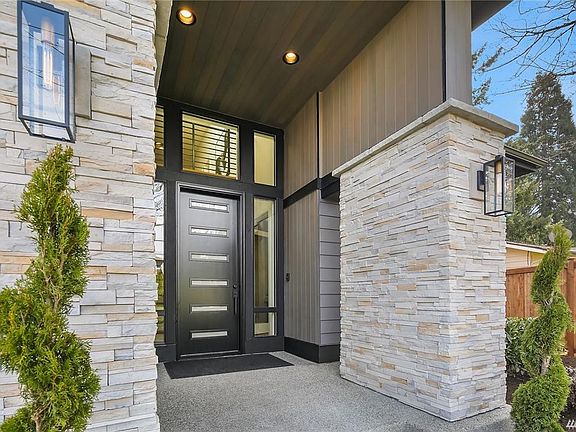 2nd image of 7428 122nd Ave NE