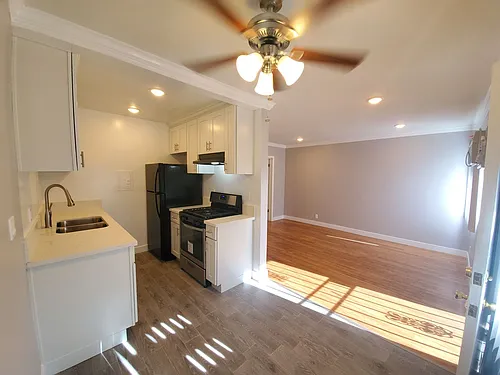 Floor plan 107