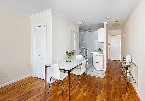 3rd image of 319 E 105th St APT 5D